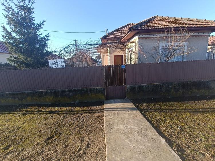 Casa de vanzare in com Ratesti - 1