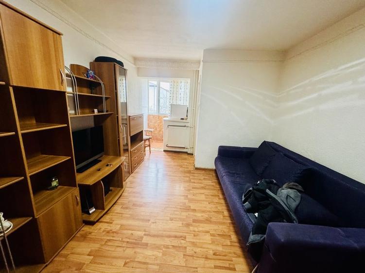 Garsoniera de Inchiriat Gara Nicolina 10 minute de Palas Mall - 3