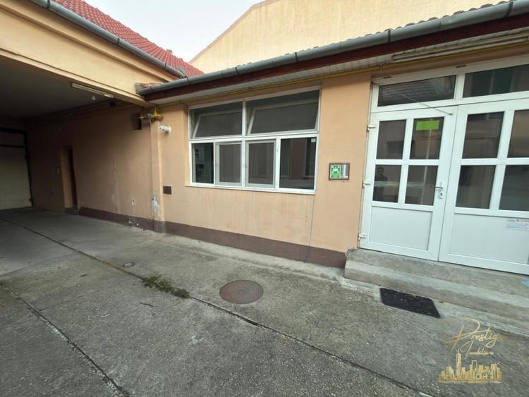 Spatiu Comercial Alimentar de inchiriat | str. Cuza Voda -Ultracentral - 23