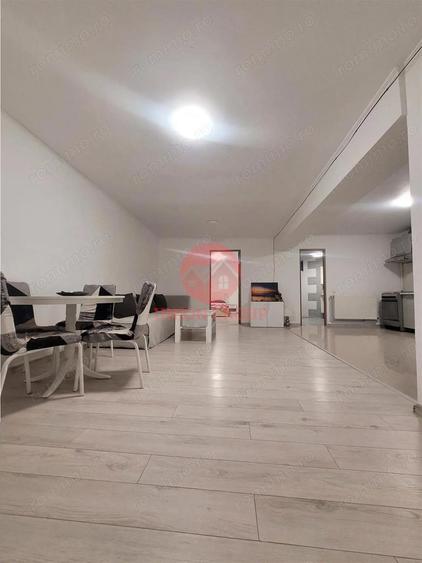 Casa Renovata si Mobilata Complet - Pozitionare Excelenta - Aproape de Delfinariu si Bd Mamaia - 1