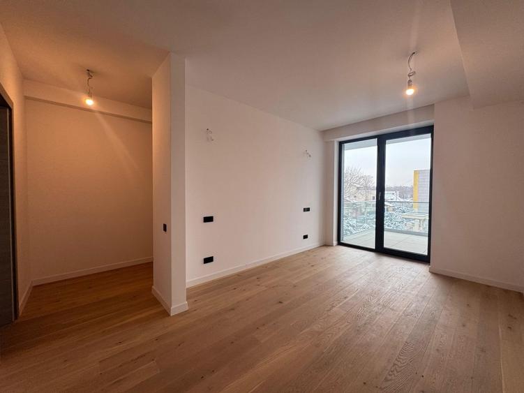 3 camere PREMIUM| 116.55 MP + 17 MP terasa - 4