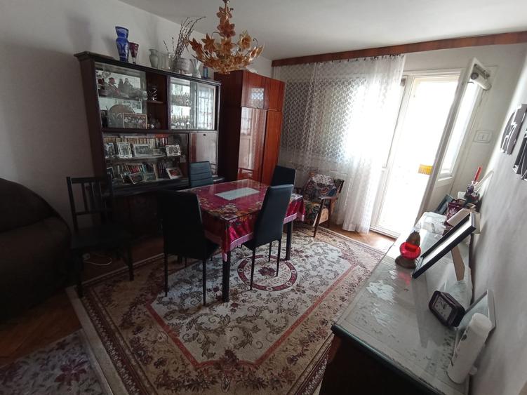 Apartament 2 camere PODU ROS, DECOMANDAT, etaj intermediar, Palas - 2