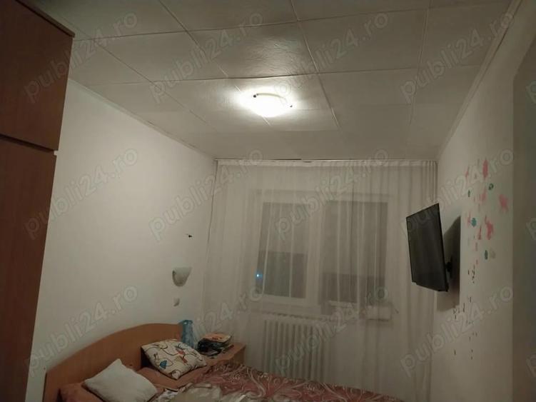 Vand apartament 3 camere semidecomandat Cugir, Str. Rozelor nr. 6, Sc. B, Et. 4 - 3