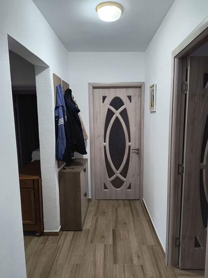 Vand apartament 3 camere - 8