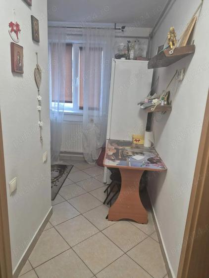 Inchiriez garsoniera - 3