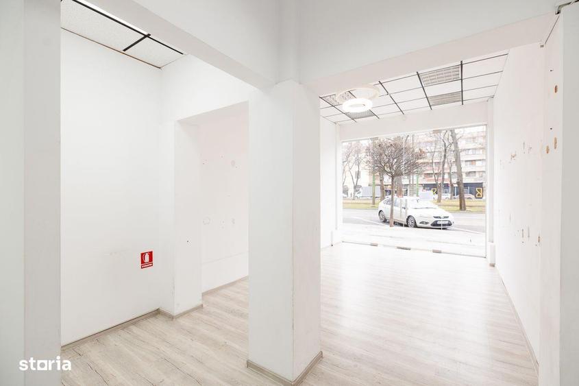 Spa?iu comercial, Bld. Revolu?iei - Podgoria - 5