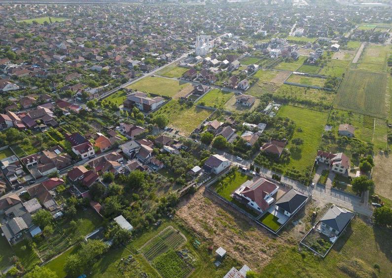 Teren intravilan 668 mp in Gradi?te, Arad - 17