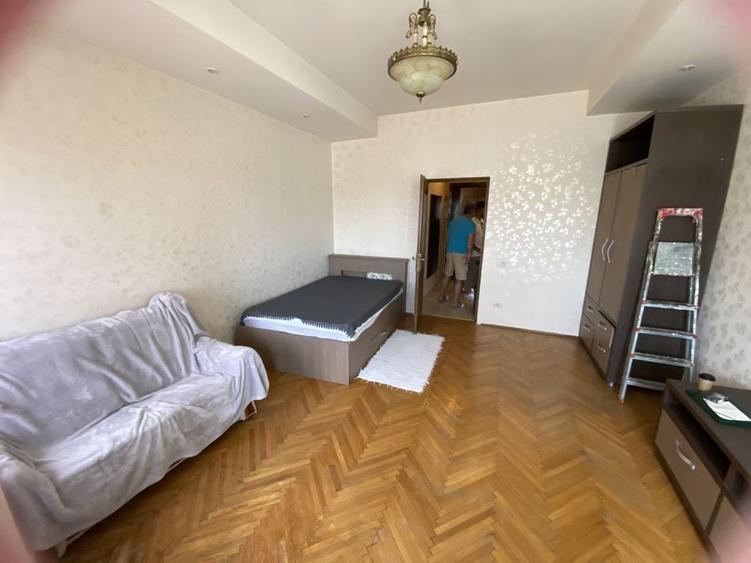 De Inchiriat Garsoniera Decomandata Dacia - Romana - 2