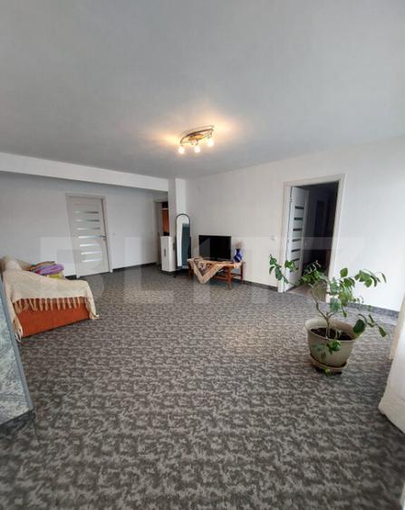 Casa/Spatiu Comercial, 620 mp, pe 3 nivele: demisol, parter, - 2