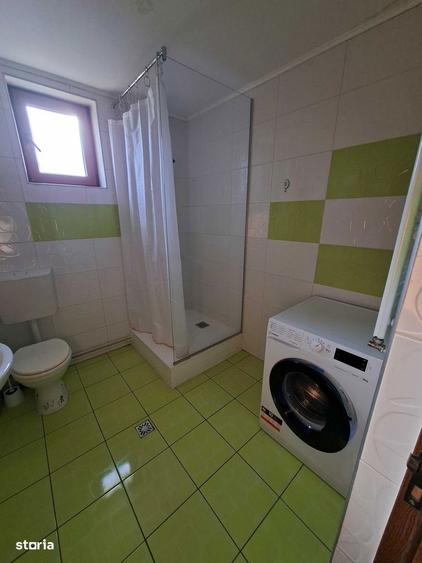 Apartament cu 3 camere, et: 2/3 la vila in Piata Cluj - 1