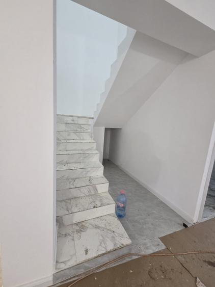 Vila Magurele singur curte strada Bucuresti 109.000Euro - 3