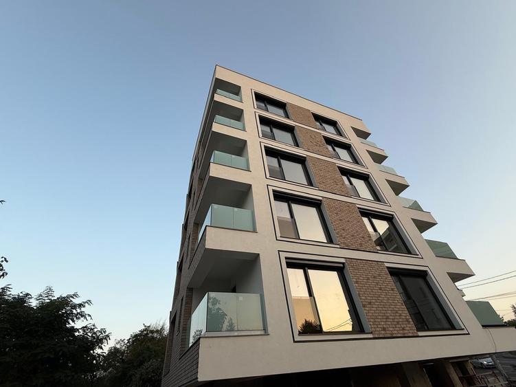 APARTAMENT CENTRAL BLOC NOU, PARTER, PRETABIL SPATIU COMERCIAL - 1