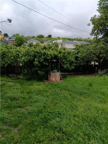 Manta Rosie  Hlincea Teren 616mp si Casa veche din caramida 81mp - 1