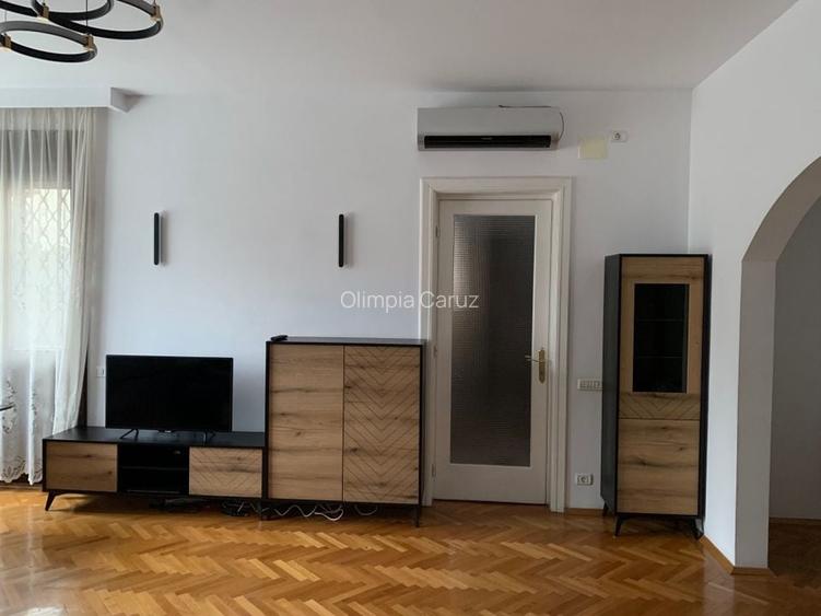 Apartament 3 camere in vila interbelica Gradina Icoanei/Piata Spania Apartament 3 camere in vila interbelica Gradina Icoanei/Piata Spania