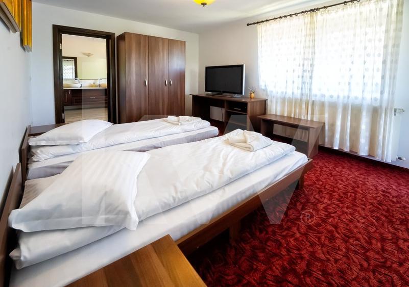 Vila exclusivista cu piscina si panorama de vis Cisnadioara - 6