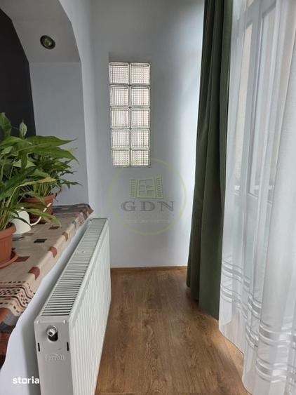Apartament cu 2 camere semidecomandat în Craiovița Nouă