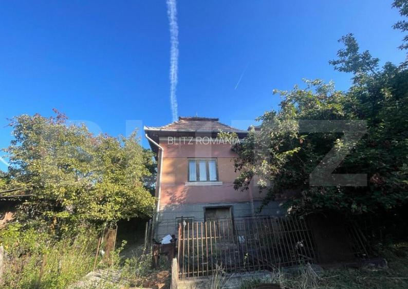 Casa de vanzare, 70 mp , teren de 3000 mp , Cacova Ierii Casa de vanzare, 70 mp , teren de 3000 mp , Cacova Ierii