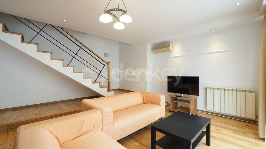 Apartament cu 3 camere semidecomandat, mobilat în Herăstrău Apartament cu 3 camere semidecomandat, mobilat în Herăstrău