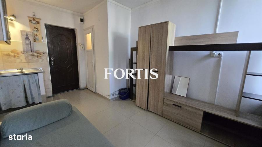 Garsoniera de inchiriat 11 mp utili in Brasov, zona Coressi - 3