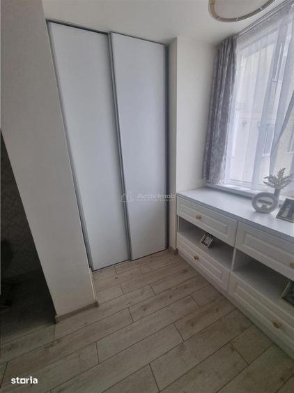 Apartament 3 cam et 2 decomandat renovat zona Colfescu - 1