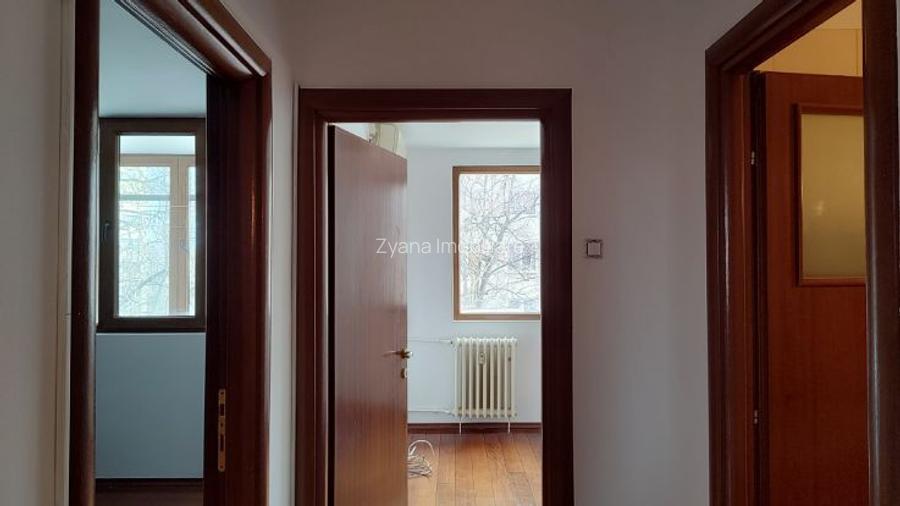 1 Decembrie - Titan Apartament 3 camere decomandat, 3/4, Reabilitat 1 Decembrie - Titan Apartament 3 camere decomandat, 3/4, Reabilitat