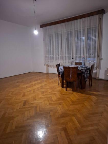 Inchiriez apartament 2 camere central piata 700 - 3