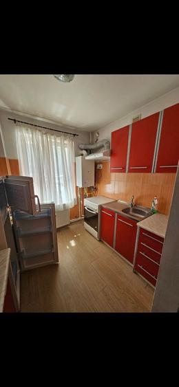 Inchiez apartament 2 camere - 8
