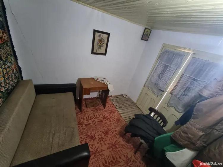 A 13. 20000 mp teren ?i 3 constructii casa in judetul Bacau - 18