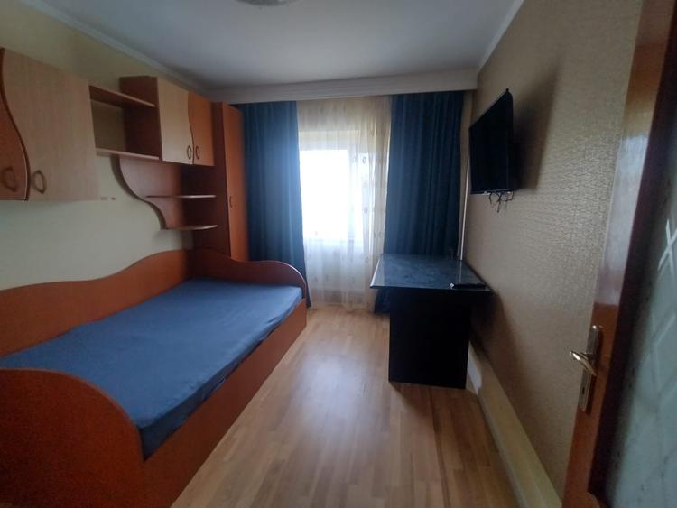 DACIA APARTAMENT CU 3 CAMERE DECOMANDAT LIBER ST 70 MP PRET 115000 EURO - 11