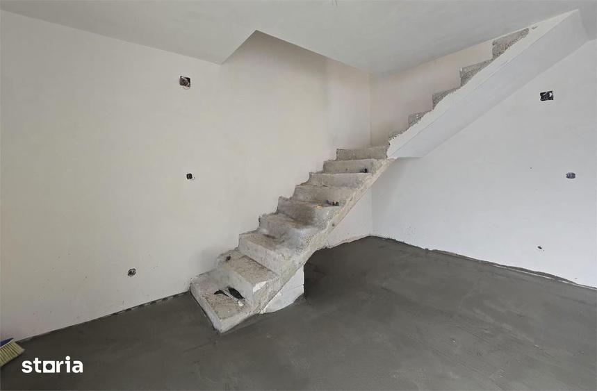 Capat CUG Vila moderna 4 camere 2 bai Lunca Cetatuii - 8