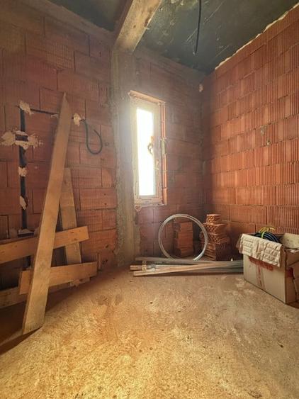 Duplex 3 camere, 76mp utili, teren 285mp, P+Pod in Bucovat - 18