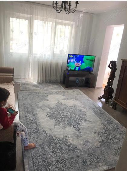 Apartament de vanzare - 3