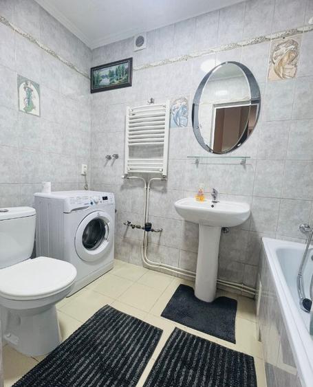 Va propunem spre inchiriere un apartament situat in zona Carfil - 8