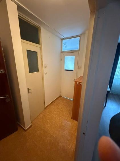 Inchiriez garsoniera mare decomandata Dristor - 2