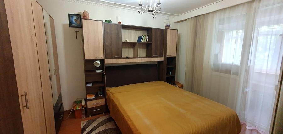 Apartament 3 camere etaj 2, Titan 1 Decembrie 1918 zona metrou Costin Georgian - 7