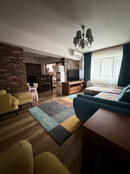 Apartament 4 camere de inchiriat Ultracentral, Alexandria - 1