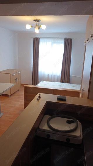 Inchiriez garsoniera - 6