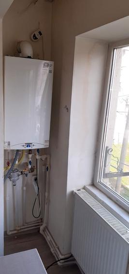 Inchiriez garsoniera Str Decebal - 3