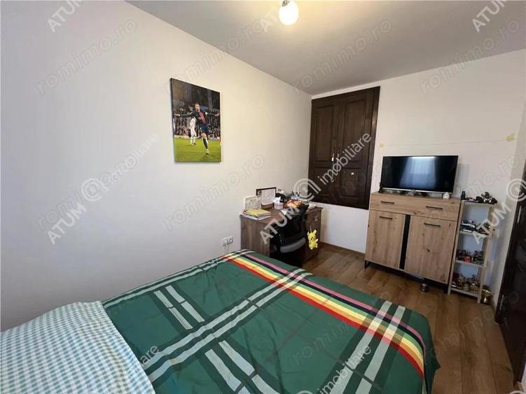 Casa cu 4 camere 2 bai si curte proprie in zona Arhitectilor - 16