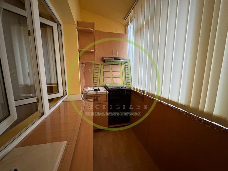 Apartament, 3 camere, decomandat, 74 mp, Centru, Zona KFC - 9
