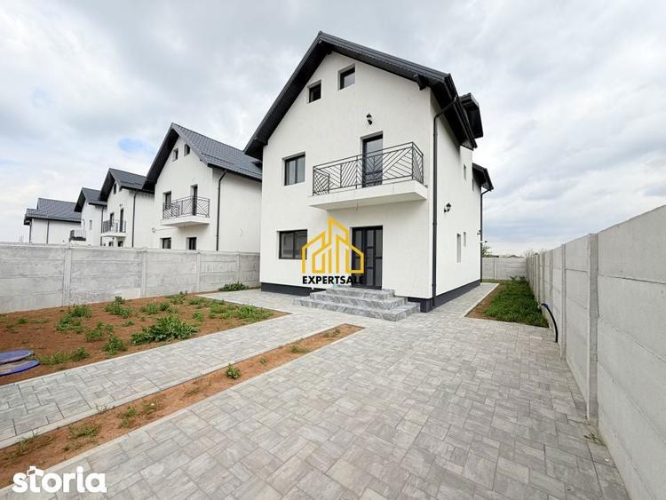 Casa individuala de vanzare spatioasa, ideala pentru familie - 1