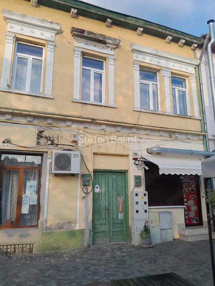 Apartament cu doua camere Apartament cu doua camere