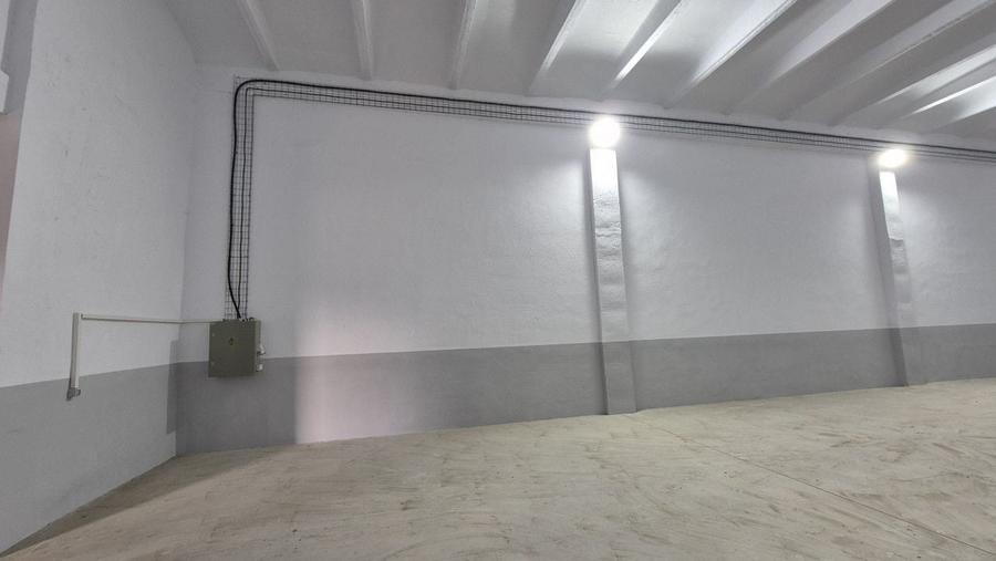 Hale pentru depozitare -acces din centura - in apropiere de A2 - 3