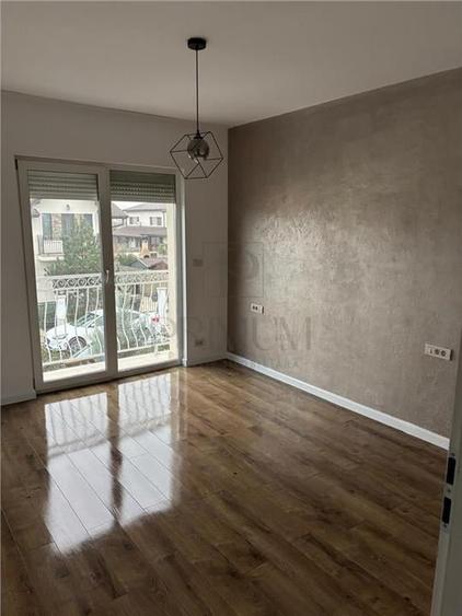 Zona LIDL - Duplex 5 camere - spatios - panouri solare - 10