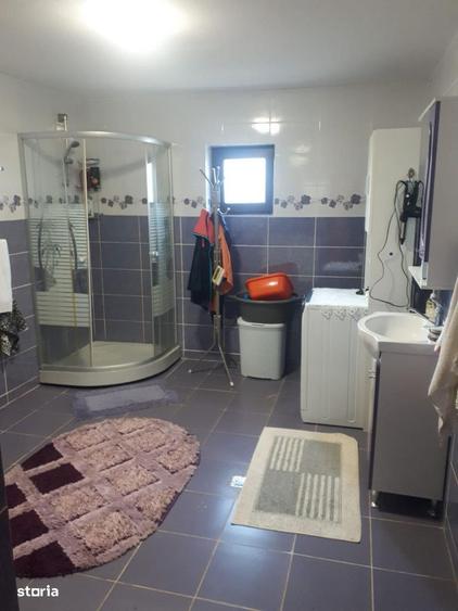 Casa Hanu Conachi,3 camere,centrala pe lemne 80 000 euro neg - 3