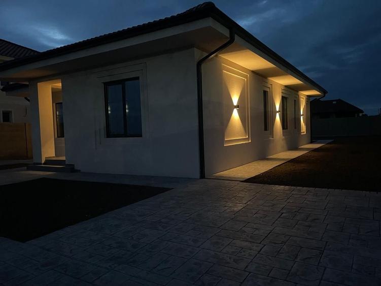 Casa individuala pe parter Sanandrei-comision 0 - 33