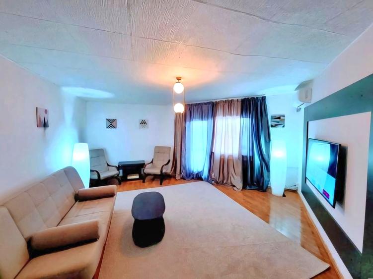 LA CHEIE! 2 camere, DECOMANDAT, Soarelui, centrală termică proprie, climatizare! - 1