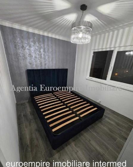 Apartament 2 camere semidecomandat zona CET - 6