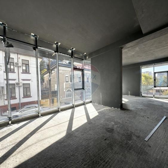 Spatiu comercial de 250mp de inchiriat in zona Alba Iulia - 4