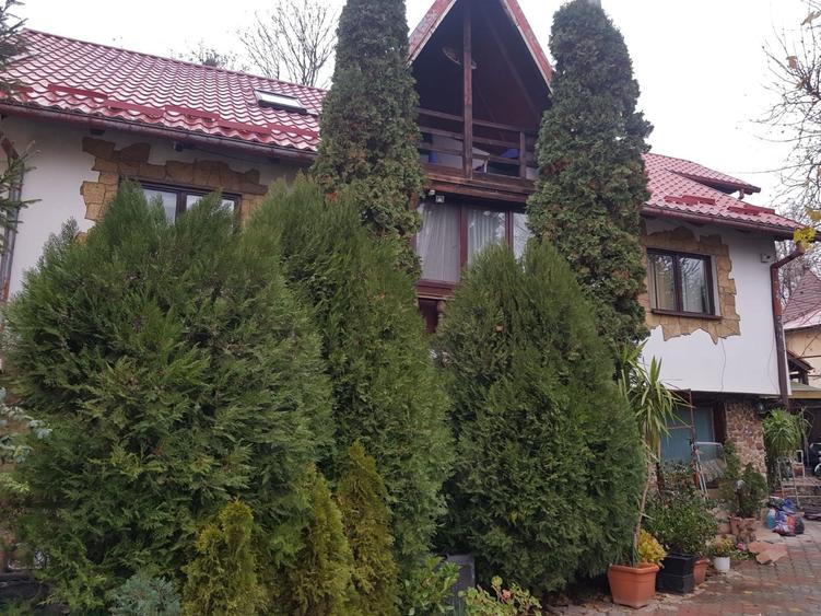 Inchiriez Camera la vila Copou sau etajul intreg cu patru camere - 8